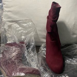 Maroon suede booties never worn size 7.5 shoedazzel